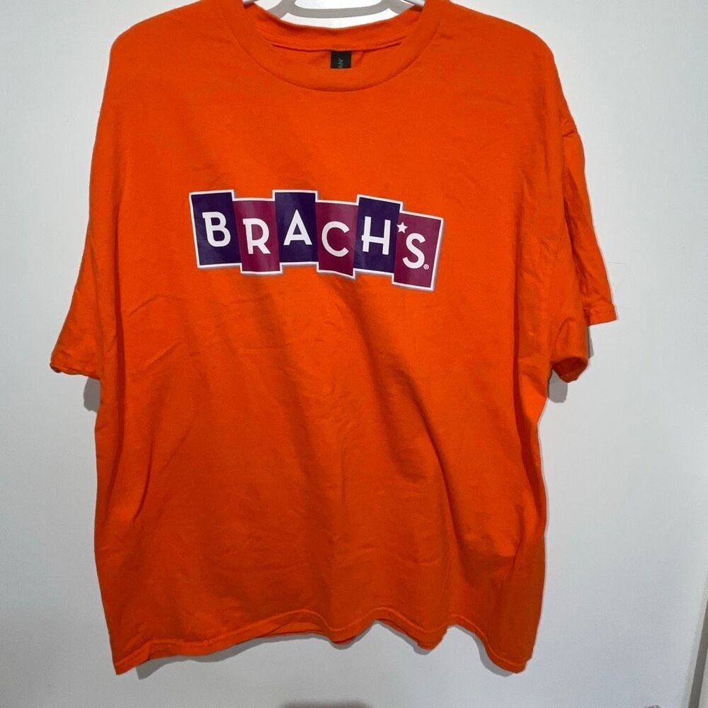 Gildan Men's Orange Brach's Logo Heavy Cotton Crew Short Sleeve T-Shirt Size XL